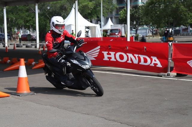 All New Honda BeAT Street Hadir dengan Dua Tipe dan Sembilan Warna