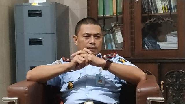 Negara Kehilangan Rp 1,1 M / Bulan dari Layanan Paspor di Singaraja
