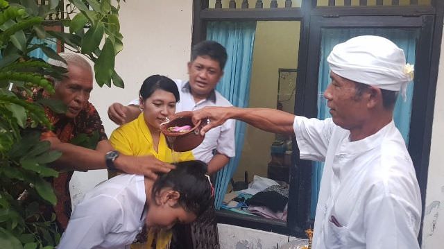 Otonan Saat Purnama, Wajib Dilukat, Sebab Ada Makna Khususnya