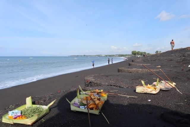 Pantai Siyut Gianyar, Diyakini Jadi Tempat Membuang Sakit