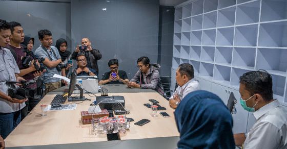 Pusat Informasi dan Koordinasi COVID-19 Jabar Resmi Beroperasi