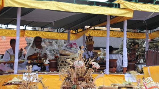 Memahami&nbsp; Makna Tri Sadhaka dan Sarwa Sadhaka