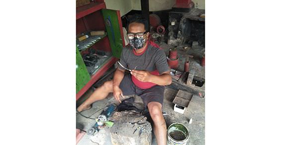 Dampak Pandemi Covid-19, Nihil Pesanan Pisau Taji