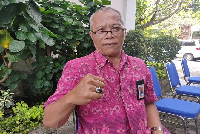 Damkar Buleleng Manfaatkan Ular Tangkapan Untuk Media Edukasi