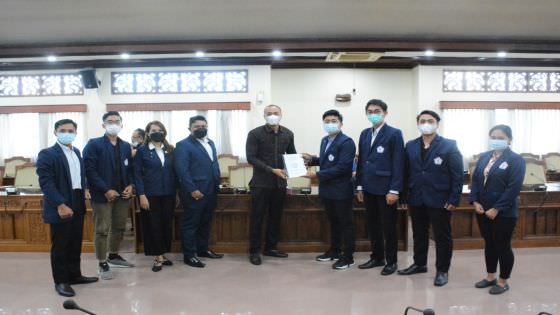Pertahankan Tari Legong, PPMI Bali Rancang Panggung untuk Seniman
