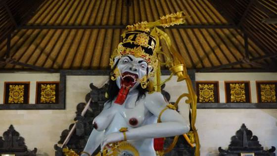 Aji Kreket (2) : Kawisesan untuk Binasakan Kekuatan Sakti Berbahaya