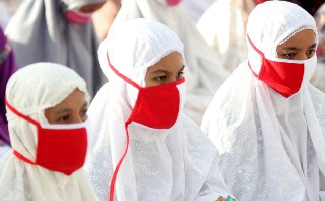 Mau Salat Idul Fitri? Perhatikan Saran Dokter Berikut Ini