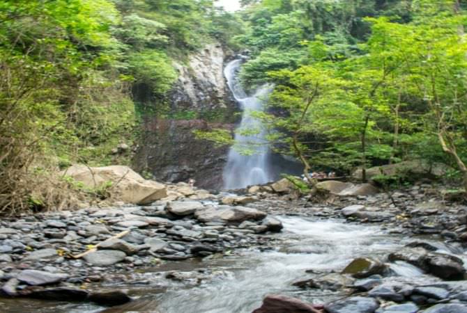 Desa Les Terus Bersolek, Air Terjun Les jadi Primadona