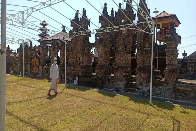 Dibangun Sejak Pra Hindu, Stana Ida Ratu Agung
