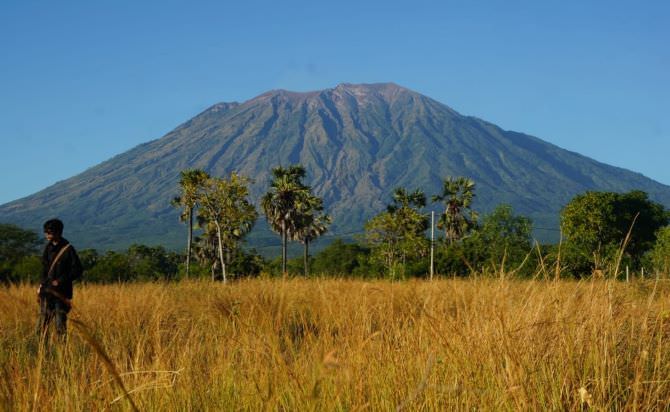 Gunung Agung di Kabupaten Karangasem, Bali.
