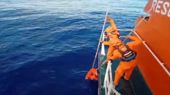 7 Belum Ditemukan, Kapal Seroja 01 Evakuasi Dua Korban KM Liberty 1 