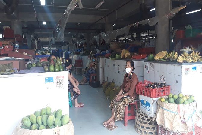 Perumda Pasar Badung Sebut Ada Peningkatan Penjualan Buah Lokal