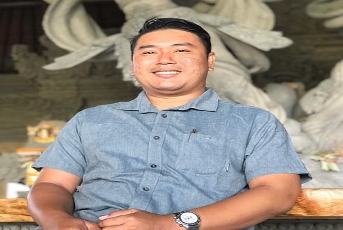 Benang Putih dalam Mekala-kalaan Simbol Pembatas Waktu dan Jarak