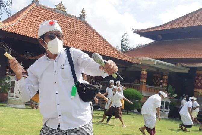 Tradisi Metimpugan di Padang Luwih sebagai Wujud Syukur
