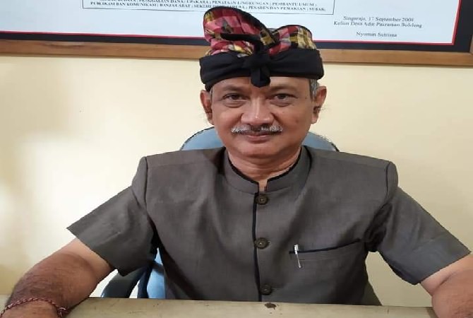 Klian Desa Ada Buleleng, Jro Nyoman Sutrisna. (Dian Suryantini/Bali Express)