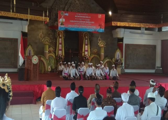DIBUKA : Pembukaan peringatan Bulan Bahasa Bali di Balai Budaya Gianyar, Rabu (9/2). (ISTIMEWA)