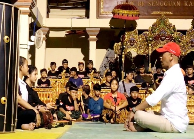 LATIHAN : Gong Kebyar Anak Sengguan Kangin saat berlatih. (ISTIMEWA)