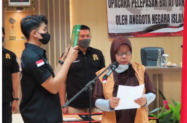 SETIA: Ikrar sumpah setia kepada Pancasila dan NKRI dengan pembatalan Bai