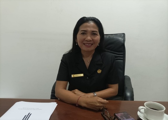 Ketua Komisi IV DPRD Gianyar, Ni Made Ratnadi. (DOK. BALI EXPRESS)