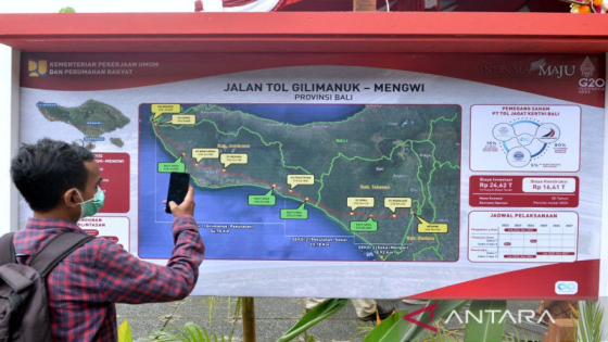 TOL : Megaproyek Jalan Tol Mengwi-Gilimanuk terus bergulir, dan kini sudah pemasangan patok beton. Antara.