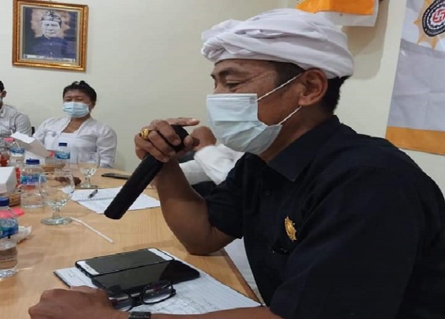 Ketua PHDI Provinsi Bali, I Nyoman Kenak. (ISTIMEWA)