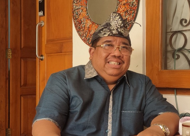 Bupati Buleleng Putu Agus Suradnyana. (DIAN SURYANTINI/BALI EXPRESS)