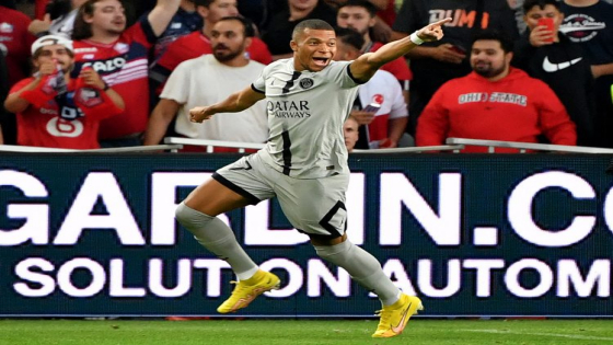 GOL PEMBUKA: Kylian Mbappe merayakan gol pembuka kemenangan 7-1 PSG atas Lille OSC di Stade Pierre-Maurov dalam journee ketiga Ligue, Senin (22/8) dini hari WIB. JPG.