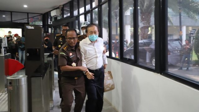 Surya Darmadi alias Apeng, tersangka korupsi Rp 78 triliun diamankan Kejagung. (istimewa)