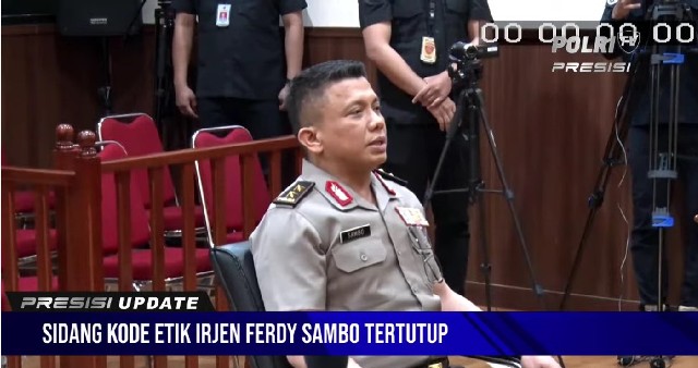 FERDY SAMBO Irjen Ferdy Sambo tampil berseragam dinas saat menjalani sidang kode etik di Mabes Polri. Tangkapan layar/Polri TV-YouTube.