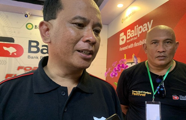 TARGET: Direktur Utama Bank Bali Bali, I Nyoman Sudharma. (NI KADEK RIKA RIYANTI/BALI EXPRESS)