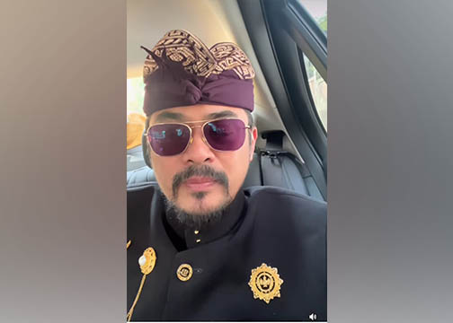 Senator RI I Gusti Ngurah Arya Wedakarna.