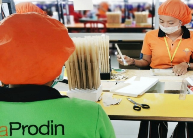 DIRUMAHKAN : Aktifitas produksi di PT. Mitra Prodin. (Instagram @mitra.prodin)