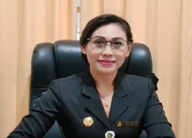 Kepala Dinas Tenaga Kerja Kabupaten Gianyar Ida Ayu Surya Adnyani. (DOK. BALI EXPRESS)