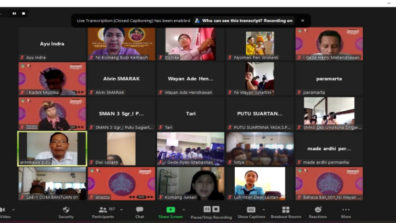 AKSARA BALI : MGMP Bahasa Bali Kabupaten Buleleng saat melaksanakan webinar tentang aksara bali dalam ranah digital. Ist