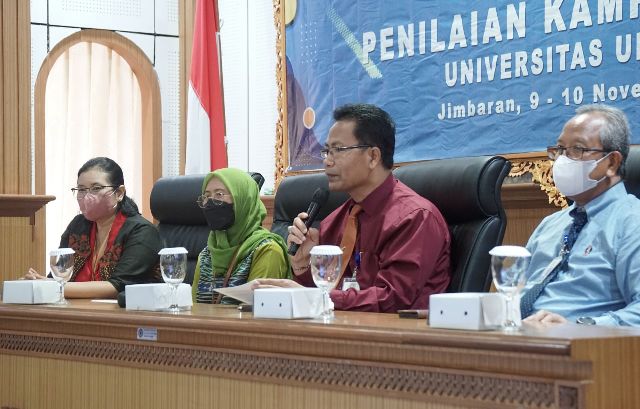 MONEV: Kegiatan monitoring dan evaluasi (Monev) kampus sehat di Universitas Udayana oleh Tim Asesor Kampus Sehat Kemenkes RI.