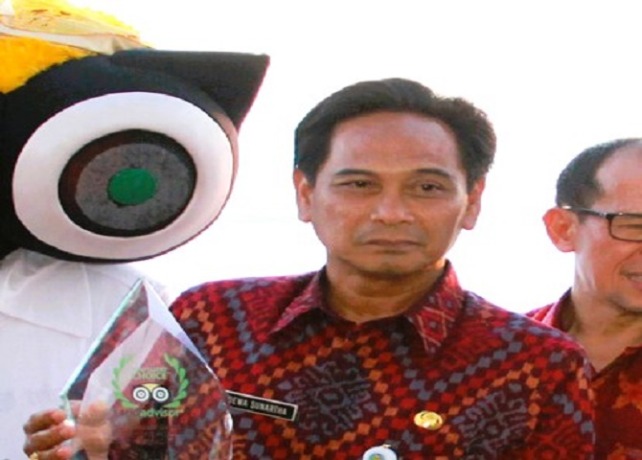 SELEKSI : Ketua Panitia Seleksi Perumda Kerthi Bali, Dewa Putu Sunartha. (istimewa)