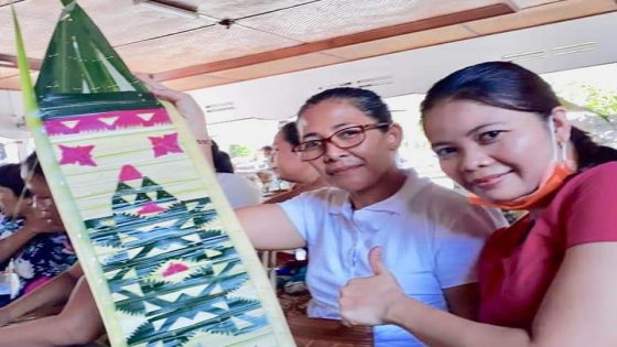 LAMAK : Lamak menjadi salah satu sarana saat Galungan. Ist