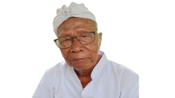 Pamangku Pura Agung Blambangan, Romo Mangku Tukimun Haryanto. Putu Mardika/Bali Express