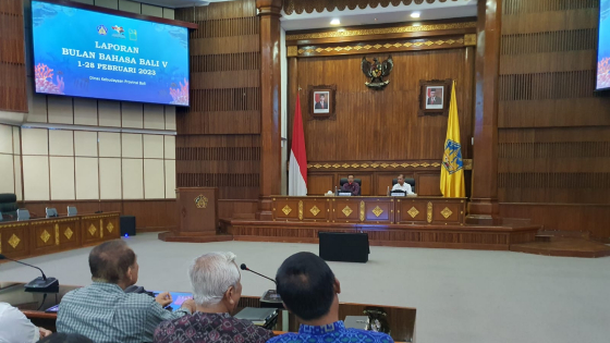 PLENO : Rapat Pleno Bulan Bahasa Bali ke-5 Tahun 2023 di Ruang Rapat Wiswa Sabha Utama Kantor Gubernur Bali, Rabu (25/1). Ist