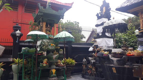 PALINGGIH : Palinggih Padmasana Ratu Gede Pengenter Jagat Ratu Mas Rajeg Bumi di Griya Kongco Dwipayana Tanah Kilap, Denpasar. Agung Bayu/Bali Express