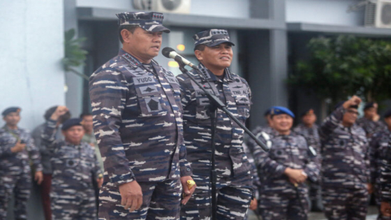 Panglima TNI Laksamana Yudo Margono meminta maaf atas ucapannya memiting warga Pulau Rempang yang unjuk rasa.
