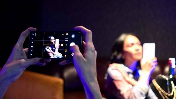 EPIC : Buat Konten Fashion Photography Jadi Lebih Epic dengan Inovasi Kamera Galaxy S23 Ultra 5G.