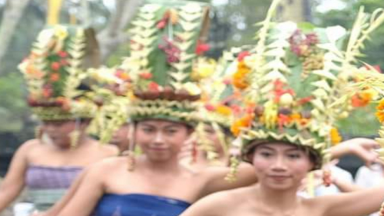 KHUSUS : Tarian sakral  Rejang Pala sebagai warisan Pura Balang Tamak di Desa Adat Nongan, Kecamatan Rendang, Karangasem, dipentaskan saat Usaba Desa di Pura Pesamuhan Agung. Ist