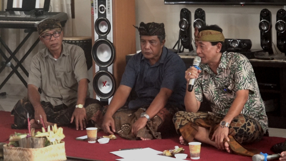 LATIHAN : Persiapan latihan dilakukan Paguyuban Peduli Drama Gong Lawas serangkaian penutupan Bulan Bahasa Bali V,  Selasa (28/2) mendatang. Ist