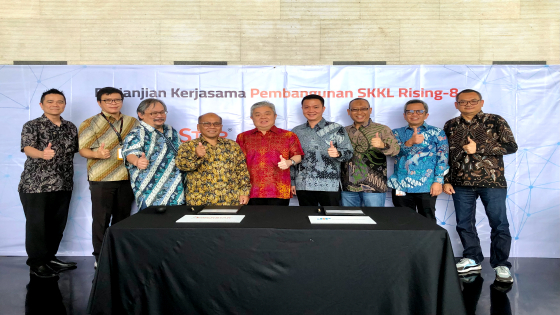 MOU : Penandatanganan nota kesepahaman (MoU) antara  President Director PT. Mega Akses Persada (FiberStar) Sugiharto Darmakusuma dengan  Direktur Utama PT Jejaring Mitra Persada (Triasmitra Group) Dani Samsul Ependi, Kamis (16/2) bertempat di Cyber 2 Towe