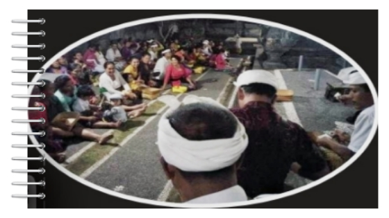 PIS BOLONG : Warga wajib bawa pis bolong saat Maketekan, tradisi sensus penduduk sakral di Desa Adat Patas, Kecamatan Tegallalang, Gianyar. Ist