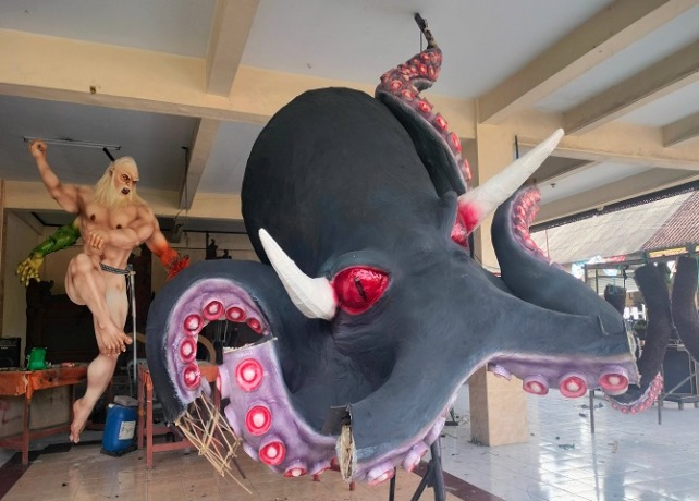SERENTAK : Lomba ogoh-ogoh di Kota Denpasar khususnya ukuran besar akan dinilai serentak pada 9 Maret 2023 mendatang. (AGUNG BAYU/BALI EXPRESS)