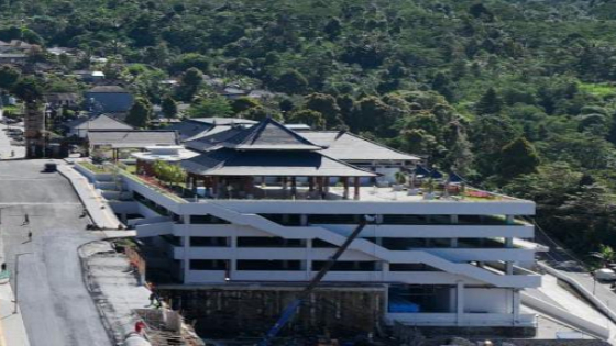 PARKIR: Bangunan Gedung Parkir Area Manik Mas (Rangga Graha Wetan).Humas Pemprov Bali for Bali Express