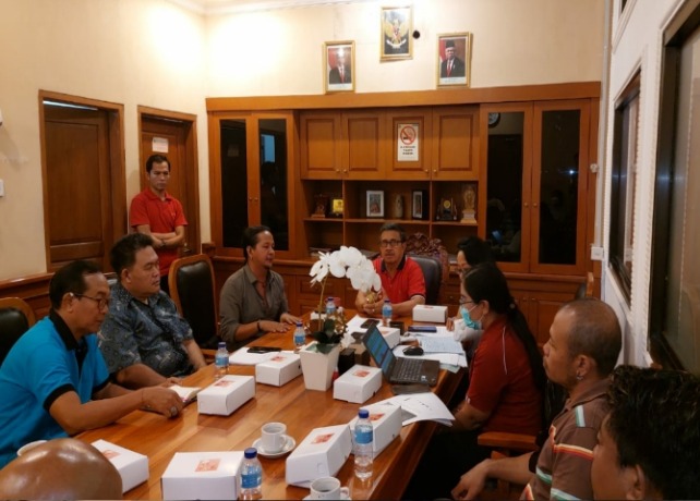 RAPAT : Rapat membahas MSS yang digelar Pemkab Gianyar, Jumat (21/4). (ISTIMEWA)