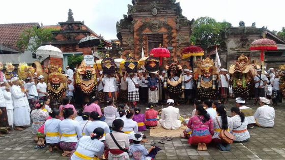 NYAWANG : Salah satu rangkaian upacara Nyawang di Desa Adat Batuyang, Kecamatan Sukawati, Gianyar. Ist